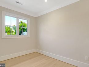 5813 22nd Street N, Arlington VA 22205