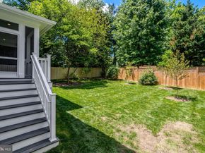 5813 22nd Street N, Arlington VA 22205