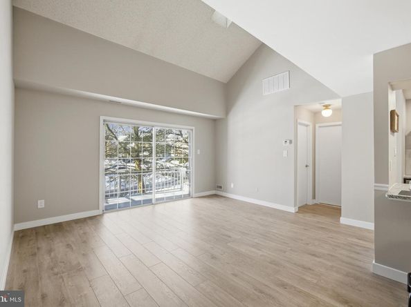 1812 Society Place, Newtown PA 18940