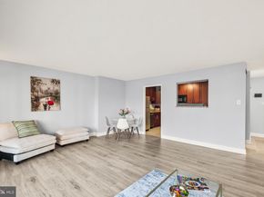 203 Yoakum Parkway 715, Alexandria VA 22304