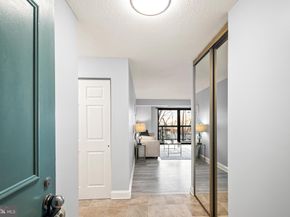 203 Yoakum Parkway 715, Alexandria VA 22304