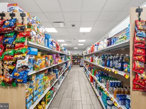 203 Yoakum Parkway 715, Alexandria VA 22304