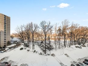 203 Yoakum Parkway 715, Alexandria VA 22304