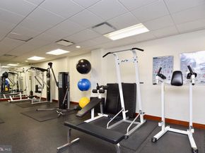 203 Yoakum Parkway 715, Alexandria VA 22304