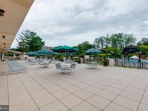 203 Yoakum Parkway 715, Alexandria VA 22304