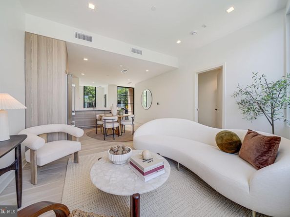 2905 Newark Street NW, Washington DC 20008