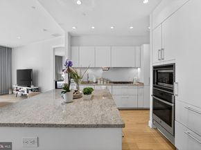 1177 22nd Street NW 2M, Washington DC 20037