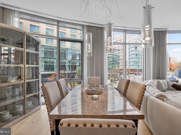 1177 22nd Street NW 2M, Washington DC 20037