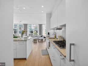 1177 22nd Street NW 2M, Washington DC 20037