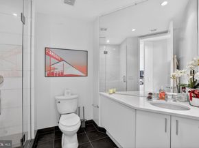 1177 22nd Street NW 2M, Washington DC 20037