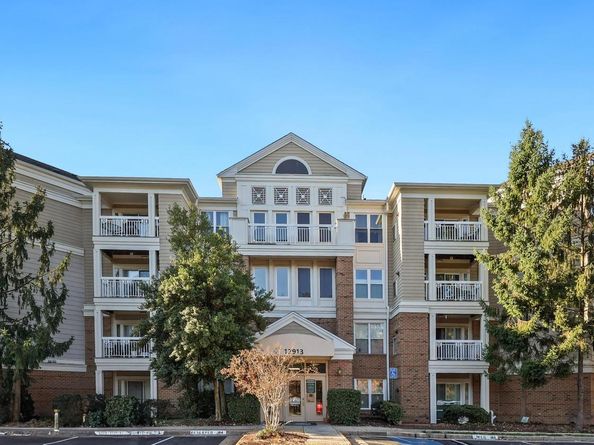 12913 Alton Square 210, Herndon VA 20170