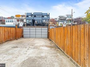 1221 Kenyon Street NW 2, Washington DC 20010