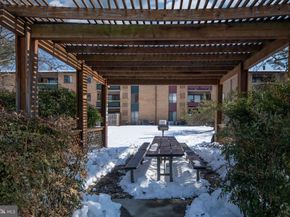 2844 Dover Lane 302, Falls Church VA 22042