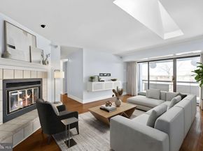 2844 Dover Lane 302, Falls Church VA 22042