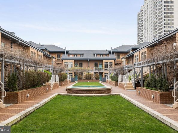 1900 Hamilton Street D19, Philadelphia PA 19130