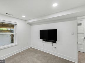 1427 Parkwood Place NW, Washington DC 20010
