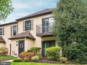 8 Summit Drive, Bryn Mawr PA 19010