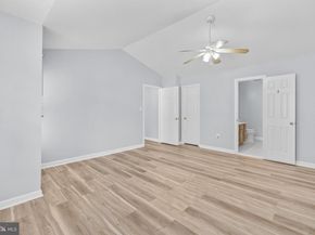 2523 Logan Wood Drive, Herndon VA 20171