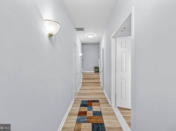 2523 Logan Wood Drive, Herndon VA 20171
