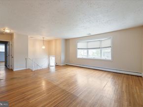 872 Mustang Road, Warrington PA 18976