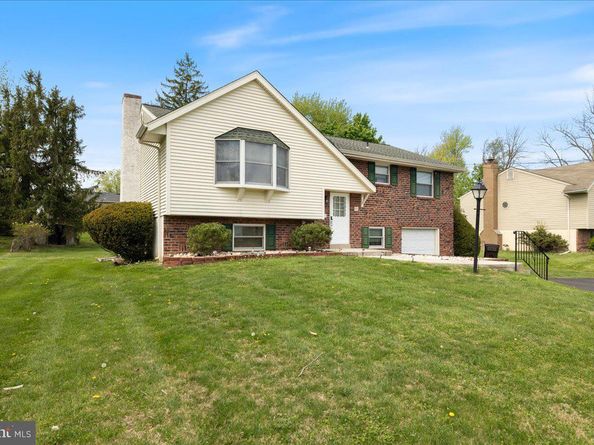 872 Mustang Road, Warrington PA 18976