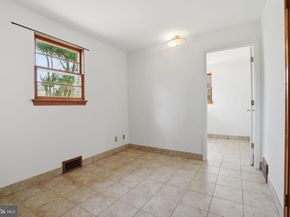 10 Home Road, Hatboro PA 19040