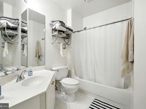 2204 Westcourt Lane 109, Herndon VA 20170