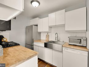 4390 Lorcom Lane 510, Arlington VA 22207