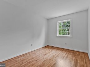 309 Center Street N, Vienna VA 22180