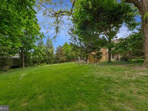 309 Center Street N, Vienna VA 22180