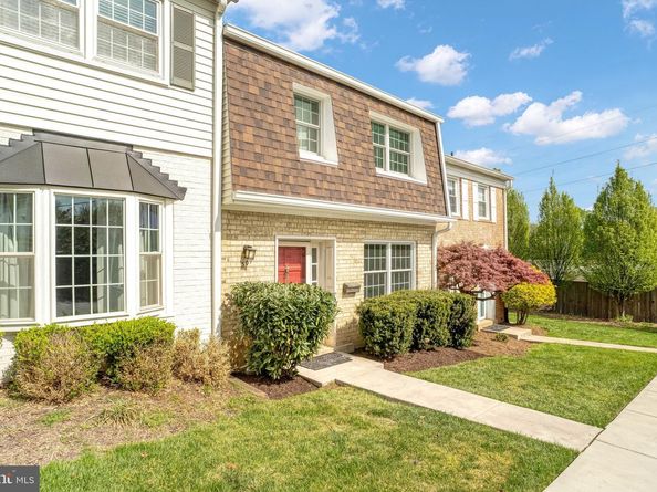 309 Center Street N, Vienna VA 22180