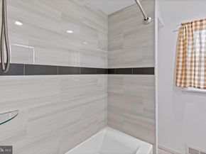 7603 Oak Lane Road, Cheltenham PA 19012