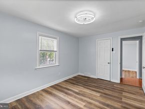 7603 Oak Lane Road, Cheltenham PA 19012