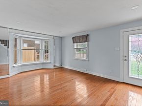 7603 Oak Lane Road, Cheltenham PA 19012