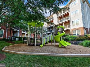 1601 Spring Gate Drive 1204, Mclean VA 22102