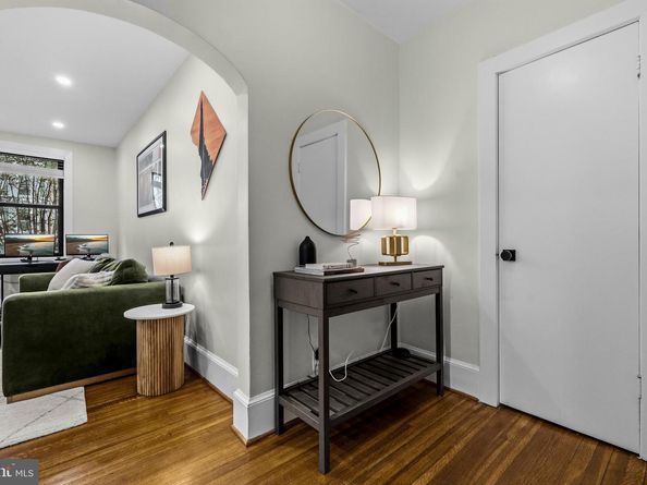 1726 17TH Street NW 201, Washington DC 20009