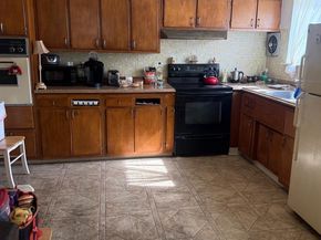 5 Ardmore Avenue, Upper Darby PA 19082