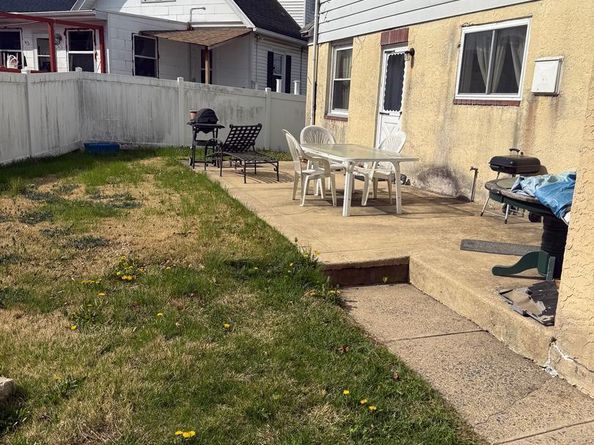 5 Ardmore Avenue, Upper Darby PA 19082