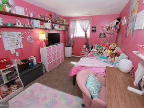 3652 E Crown Avenue, Philadelphia PA 19114