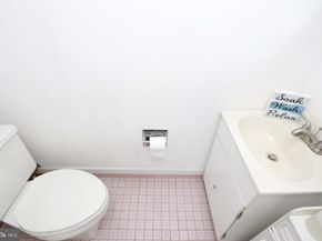 3652 E Crown Avenue, Philadelphia PA 19114