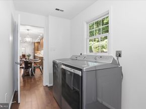 103 Saratoga Way NE, Vienna VA 22180