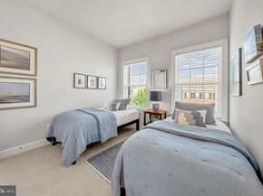20212 Center Brook Square, Sterling VA 20165