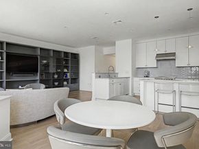 202-210 W Rittenhouse Square 1808, Philadelphia PA 19103
