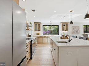 7109 Idylwood Road, Falls Church VA 22043