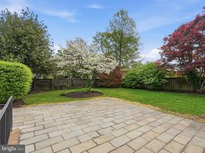 7109 Idylwood Road, Falls Church VA 22043