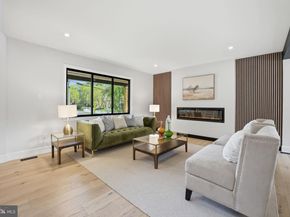 7109 Idylwood Road, Falls Church VA 22043