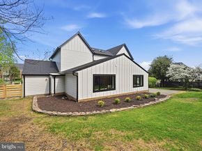 7109 Idylwood Road, Falls Church VA 22043