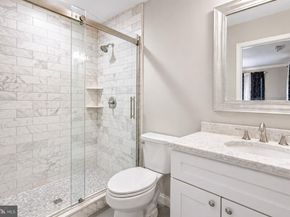 32 Rustleaf Lane, Levittown PA 19055