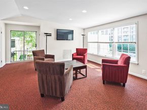 1245 4TH Street SW E707, Washington DC 20024