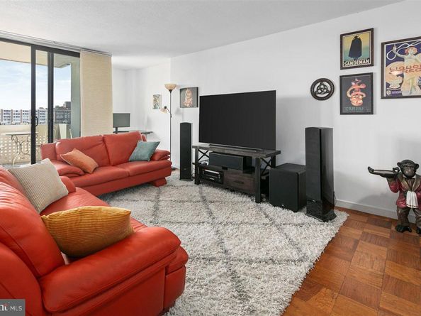 1245 4TH Street SW E707, Washington DC 20024